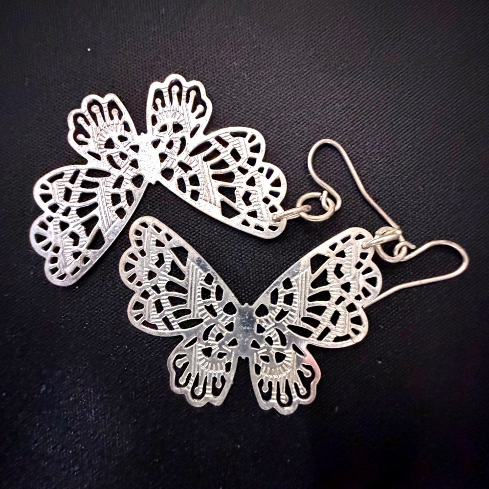 Silver Tone Filigree Butterfly Dangle Earrings Women's‎ Elegant Jewelry